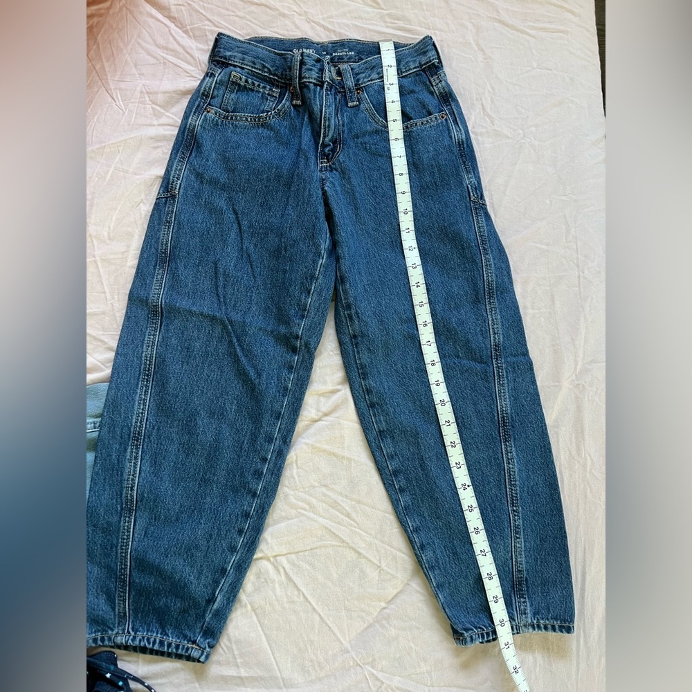 Old Navy High-Rise  kids Barrel Leg Jeans - Blue Like New